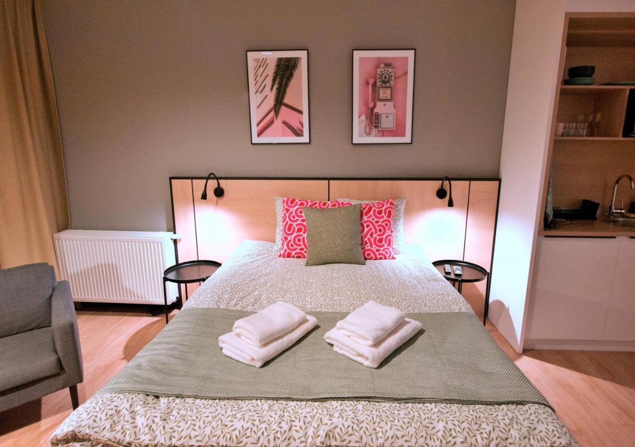 Bk Aparthotel Praga - National Stadium - Comfortable Apartment For 4 People Warszawa Exteriör bild