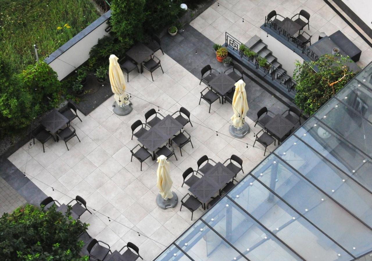 Bk Aparthotel Praga - National Stadium - Comfortable Apartment For 4 People Warszawa Exteriör bild